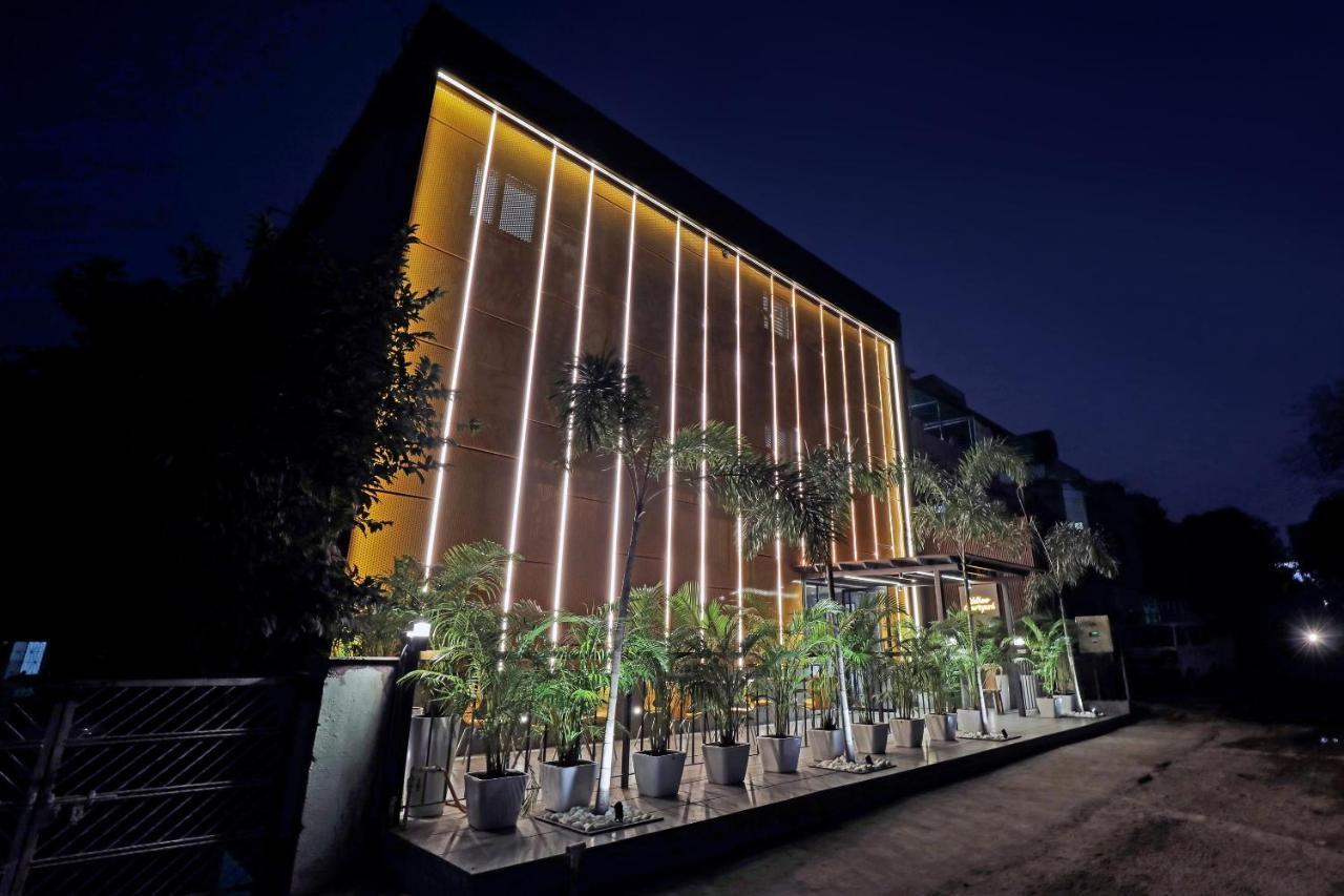 Fabhotel Oasis Yellow Courtyard Bhopal Eksteriør billede