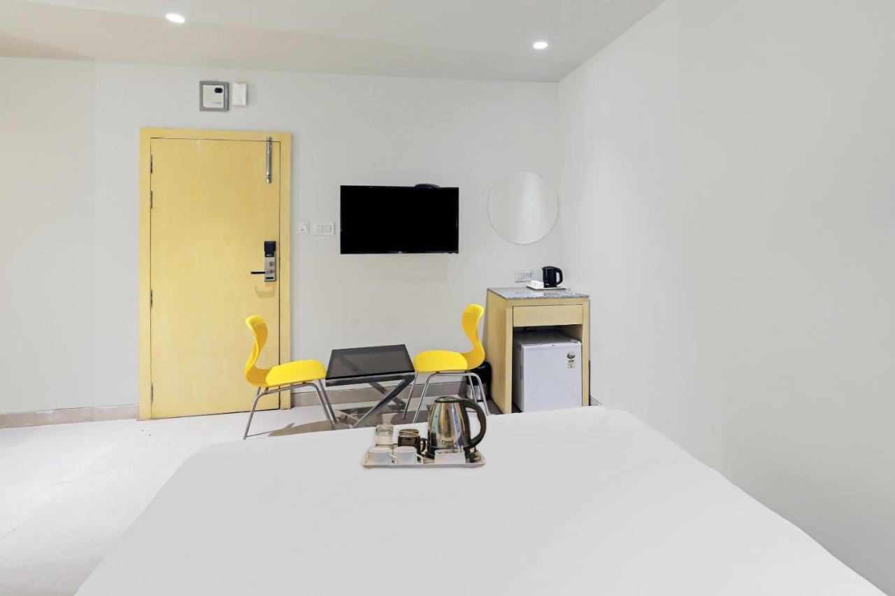 Fabhotel Oasis Yellow Courtyard Bhopal Eksteriør billede